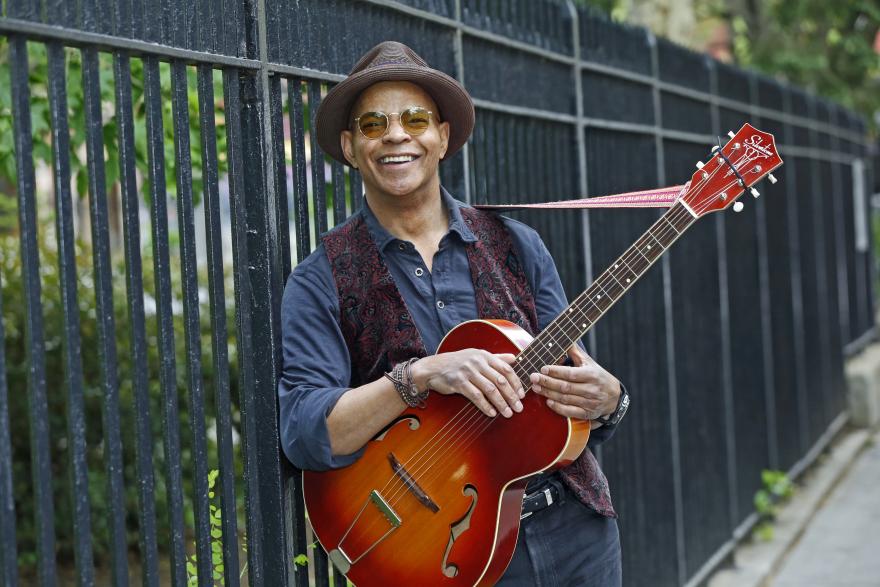 Guy Davis with his guitar